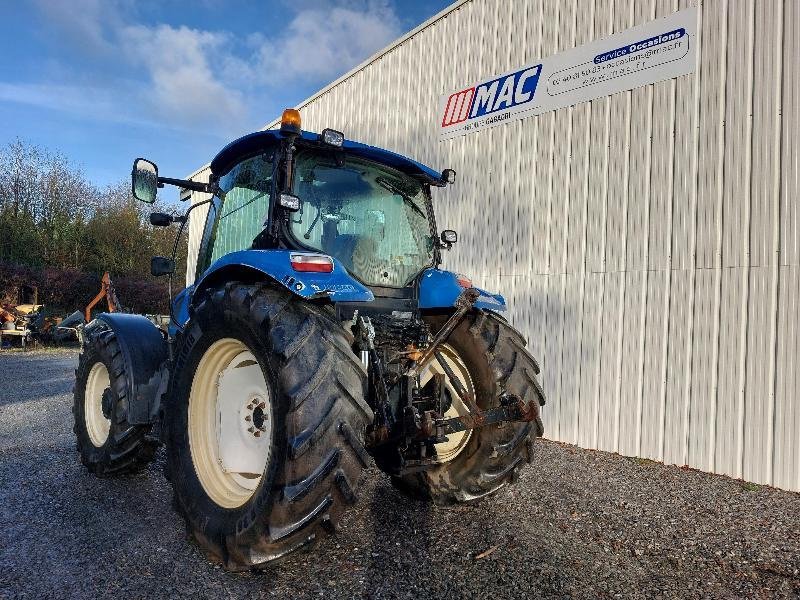 Traktor del tipo New Holland T6020ELEVAGE, Gebrauchtmaschine en CHATEAUBRIANT CEDEX (Imagen 4)