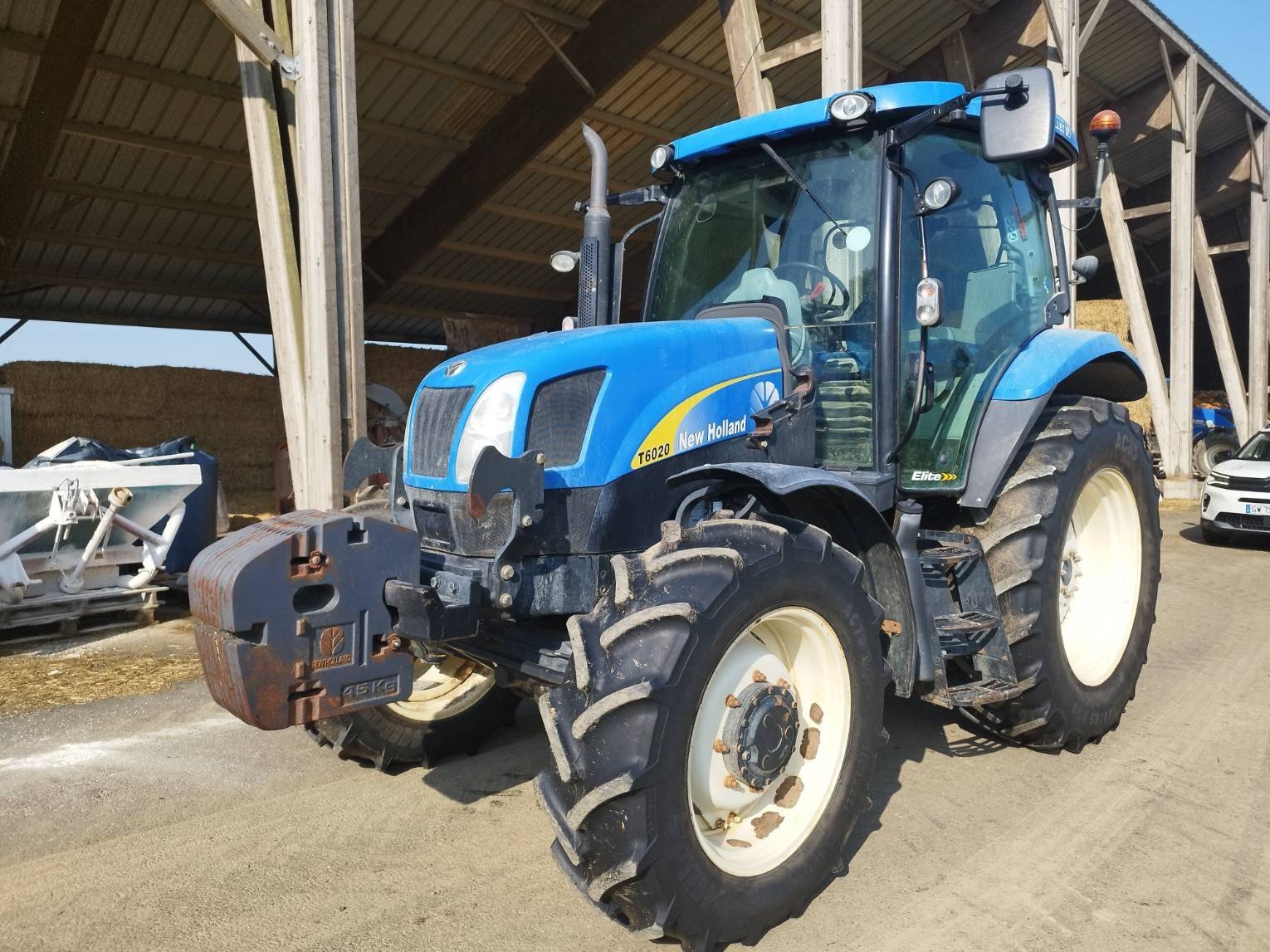 Traktor του τύπου New Holland T6020ELITE, Gebrauchtmaschine σε Le Horps (Φωτογραφία 2)