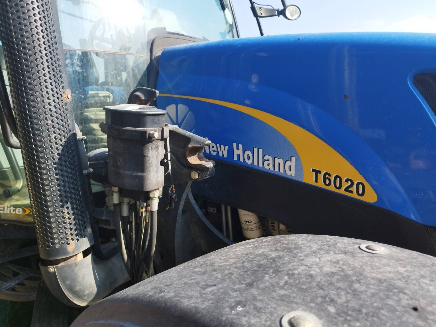 Traktor του τύπου New Holland T6020ELITE, Gebrauchtmaschine σε Le Horps (Φωτογραφία 11)