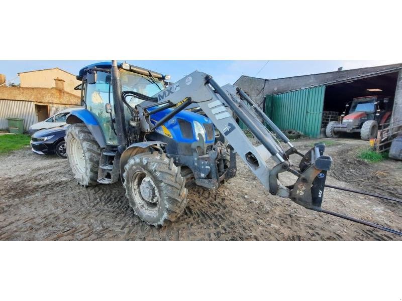 Traktor Türe ait New Holland T6020P, Gebrauchtmaschine içinde ANTIGNY (resim 5)