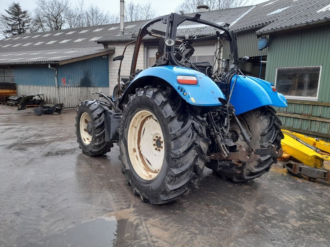 Traktor van het type New Holland T6030, Gebrauchtmaschine in Viborg (Foto 5)