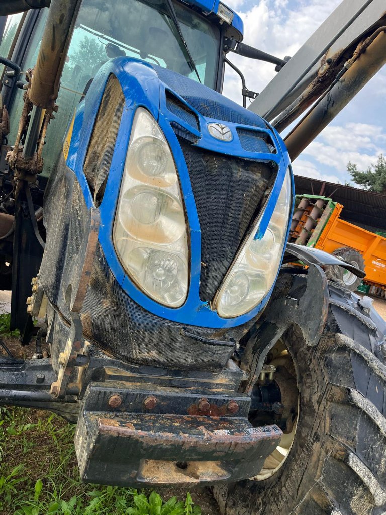 Traktor tip New Holland T6050, Gebrauchtmaschine in Roches-sur-Marne (Poză 5)