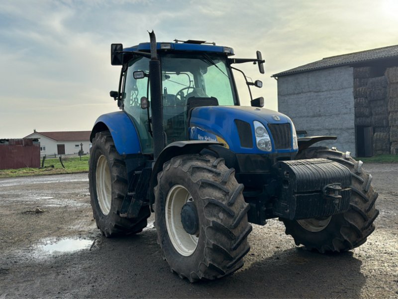 Traktor van het type New Holland T6080, Gebrauchtmaschine in Chauvoncourt (Foto 1)