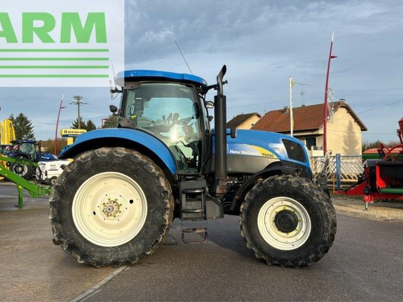 Traktor του τύπου New Holland t6090, Gebrauchtmaschine σε CHAUVONCOURT (Φωτογραφία 1)