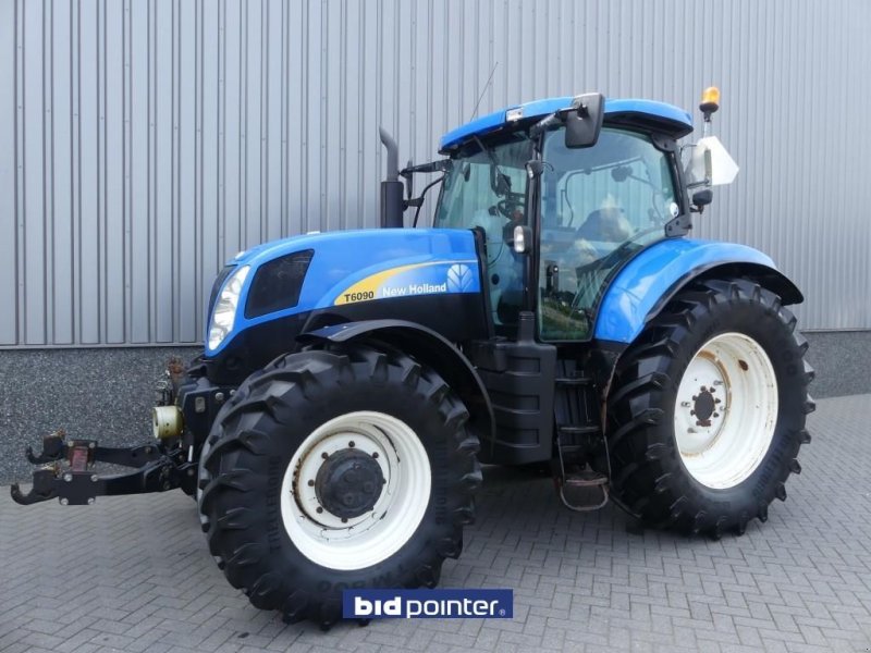 Traktor of the type New Holland T6090, Gebrauchtmaschine in Deurne (Picture 1)