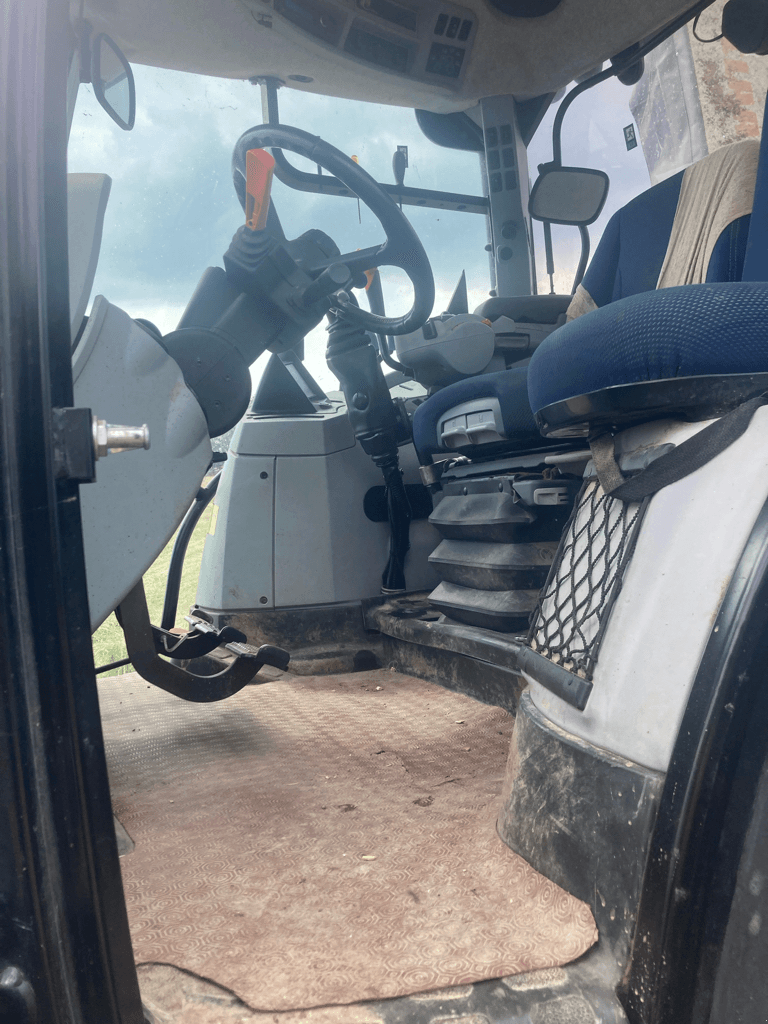 Traktor a típus New Holland T6.125 ELECTROCOMMAND T4B, Gebrauchtmaschine ekkor: CONDE SUR VIRE (Kép 5)