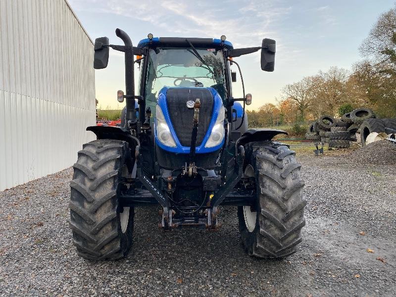 Traktor of the type New Holland T6125S, Gebrauchtmaschine in CHATEAUBRIANT CEDEX (Picture 8)