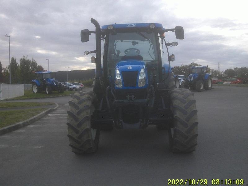 Traktor tip New Holland T6140AC, Gebrauchtmaschine in CHATEAUBRIANT CEDEX (Poză 6)