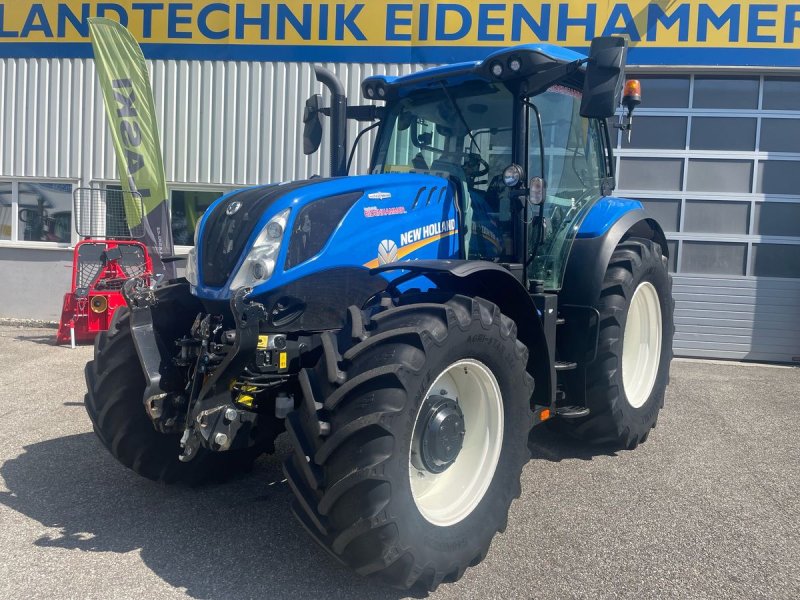 Traktor of the type New Holland T6.145 Auto Command SideWinder II (Stage V), Gebrauchtmaschine in Burgkirchen (Picture 1)