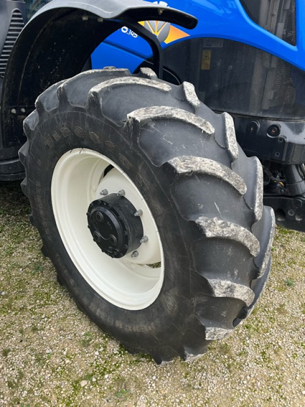 Traktor typu New Holland T6.145 DCT, Gebrauchtmaschine w VERT TOULON (Zdjęcie 2)