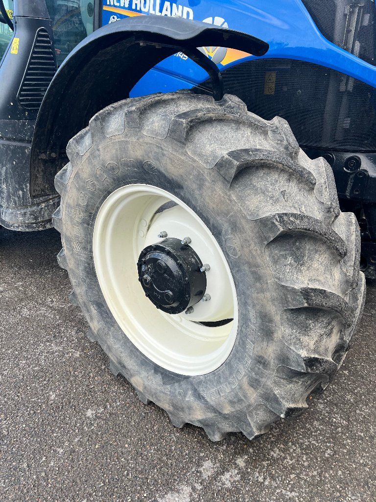 Traktor типа New Holland T6.145 DCT, Gebrauchtmaschine в VERT TOULON (Фотография 4)