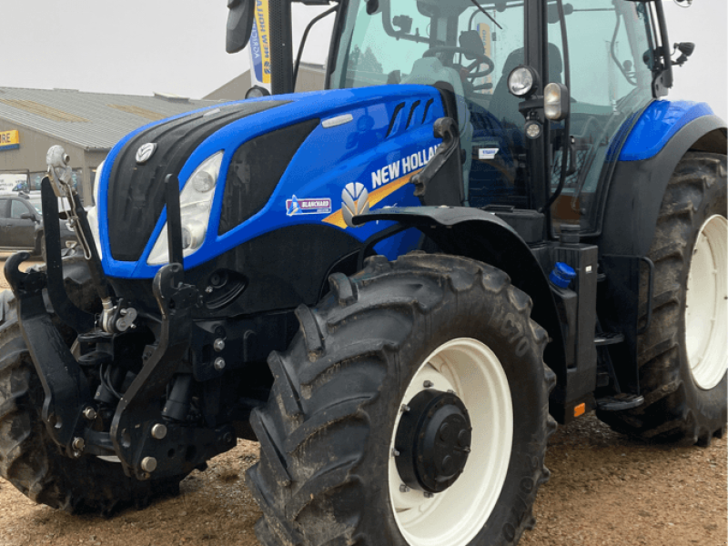 Traktor del tipo New Holland T6.145 DYNAMIC COMMAND, Gebrauchtmaschine en CINTHEAUX (Imagen 1)