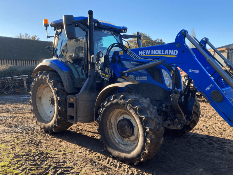 Traktor του τύπου New Holland T6.145 DYNAMIC COMMAND, Gebrauchtmaschine σε CINTHEAUX