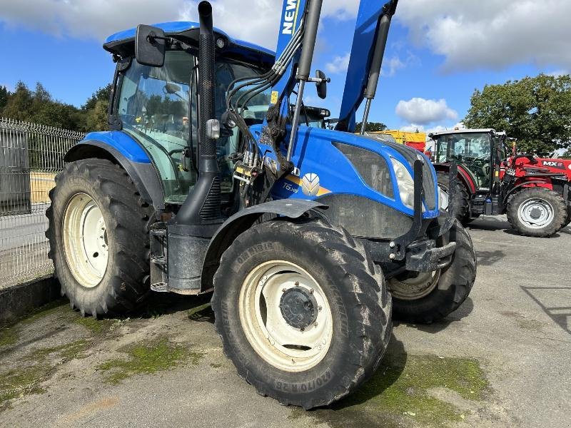 Traktor типа New Holland T6.145, Gebrauchtmaschine в JOSSELIN (Фотография 2)