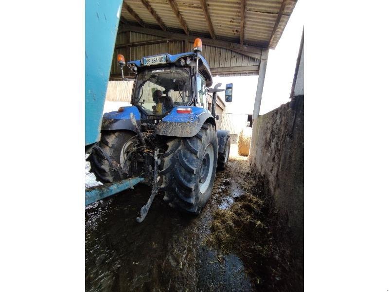 Traktor del tipo New Holland T6145DC, Gebrauchtmaschine en PLUMELEC (Imagen 3)