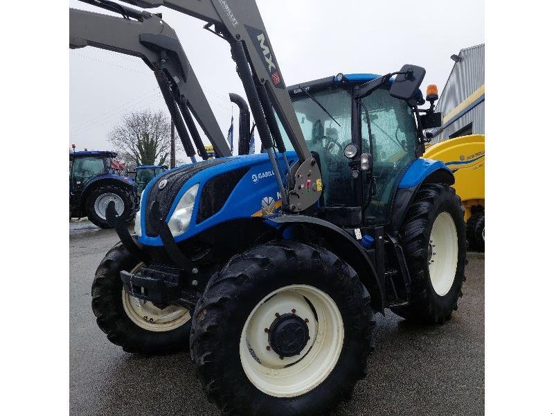 Traktor a típus New Holland T6145EC, Gebrauchtmaschine ekkor: PLUMELEC (Kép 1)