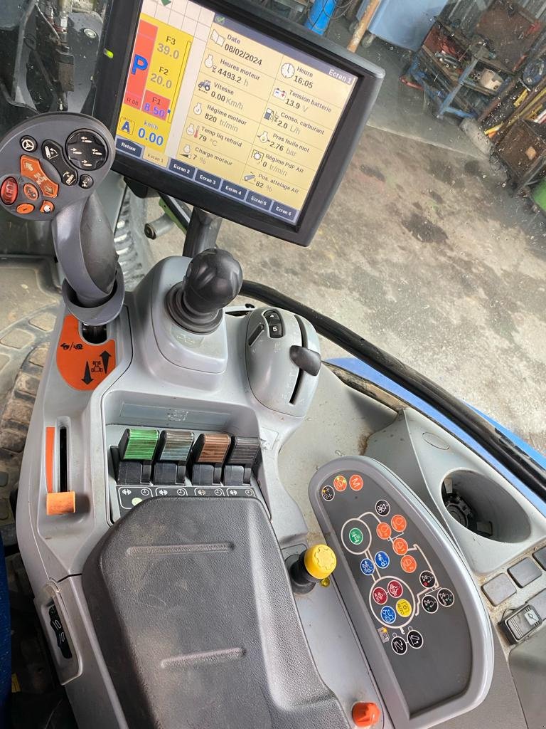 Traktor del tipo New Holland T6.150 AUTOCOMMAND, Gebrauchtmaschine en GUERET (Imagen 9)