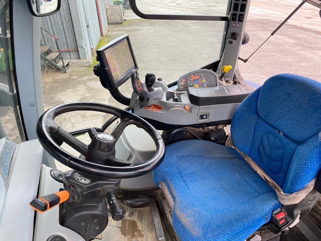 Traktor del tipo New Holland T6.150 AUTOCOMMAND, Gebrauchtmaschine en GUERET (Imagen 7)