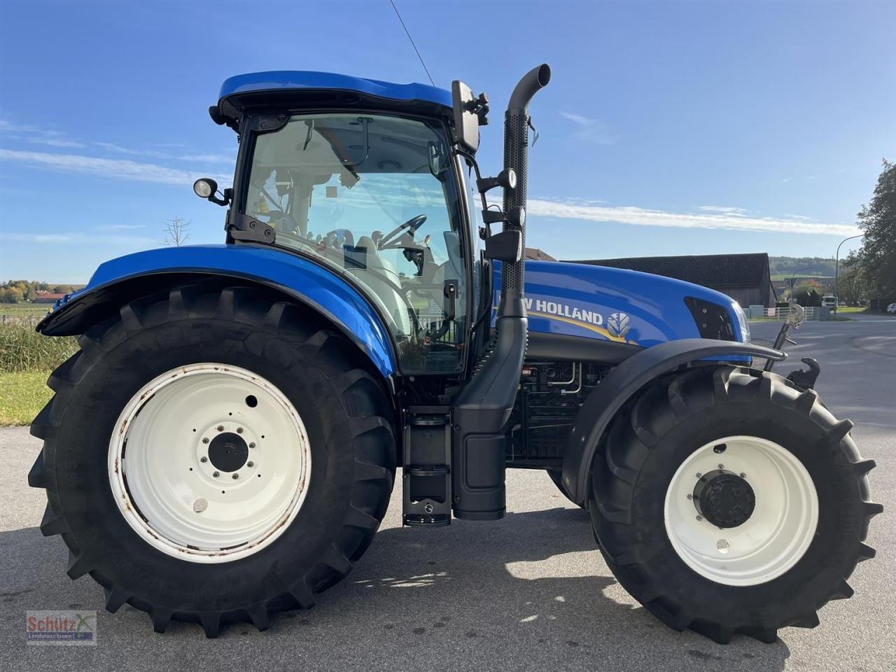 Traktor of the type New Holland T6.155 EC erst 1350Bh Top Zustand, Gebrauchtmaschine in Schierling (Picture 8)