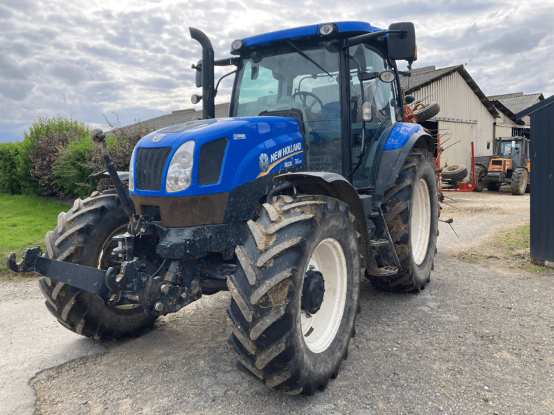 Traktor типа New Holland T6.155 ELECTRO COMMAND, Gebrauchtmaschine в TREMEUR (Фотография 1)