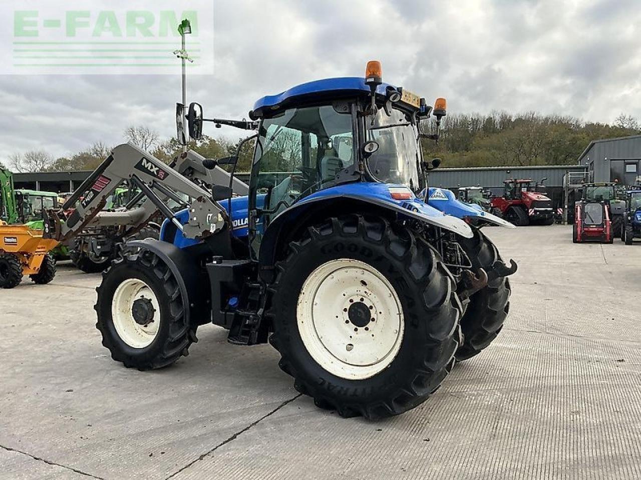 Traktor of the type New Holland t6.155 tractor (st21245), Gebrauchtmaschine in SHAFTESBURY (Picture 5)