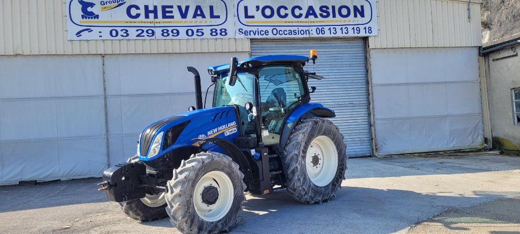 Traktor of the type New Holland T6.155, Gebrauchtmaschine in Saint-Nabord (Picture 1)