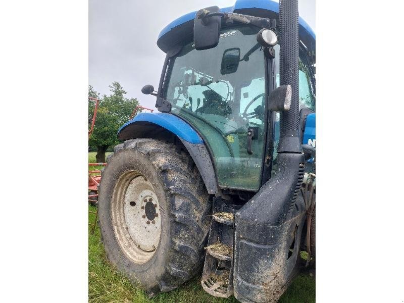 Traktor of the type New Holland T6155, Gebrauchtmaschine in PLUMELEC (Picture 4)