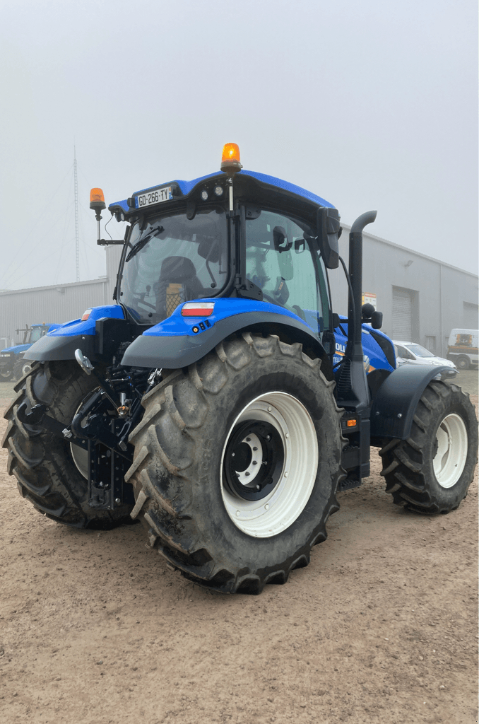 Traktor del tipo New Holland T6.160 DYNAMIC COMMAND, Gebrauchtmaschine In CINTHEAUX (Immagine 2)