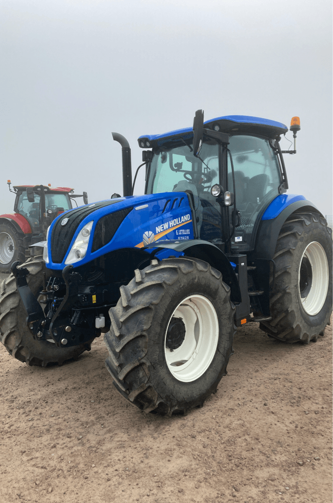 Traktor del tipo New Holland T6.160 DYNAMIC COMMAND, Gebrauchtmaschine In CINTHEAUX (Immagine 4)