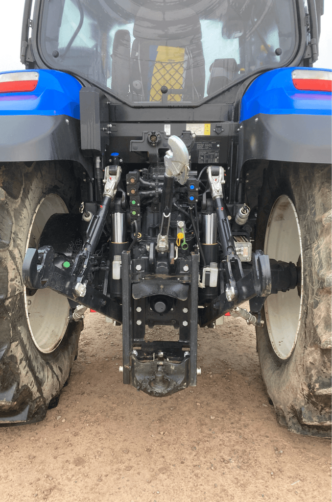 Traktor del tipo New Holland T6.160 DYNAMIC COMMAND, Gebrauchtmaschine In CINTHEAUX (Immagine 6)