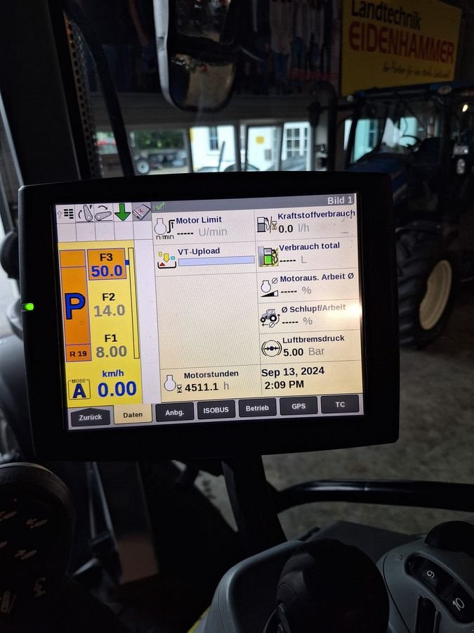 Traktor des Typs New Holland T6.165 Auto Command SideWinder II, Gebrauchtmaschine in Burgkirchen (Bild 2)