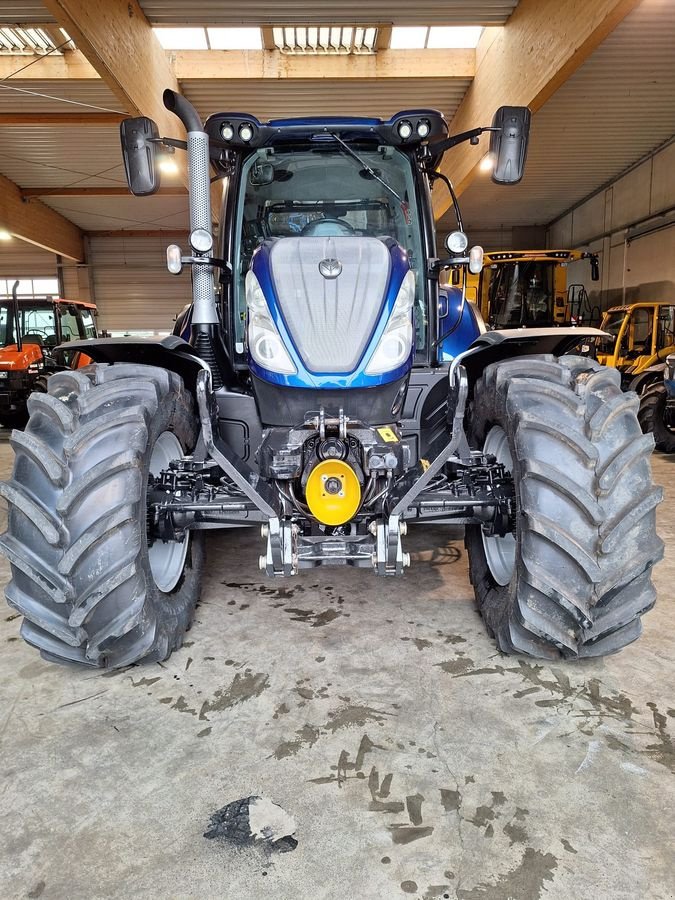 Traktor des Typs New Holland T6.165 Auto Command SideWinder II, Gebrauchtmaschine in Burgkirchen (Bild 10)