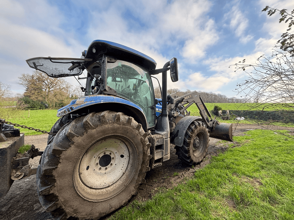 Traktor του τύπου New Holland T6.165 DYNAMIC COMMAND, Gebrauchtmaschine σε TREMEUR (Φωτογραφία 2)