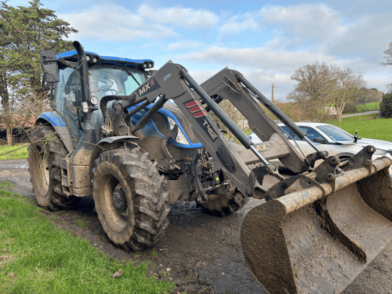 Traktor του τύπου New Holland T6.165 DYNAMIC COMMAND, Gebrauchtmaschine σε TREMEUR (Φωτογραφία 1)