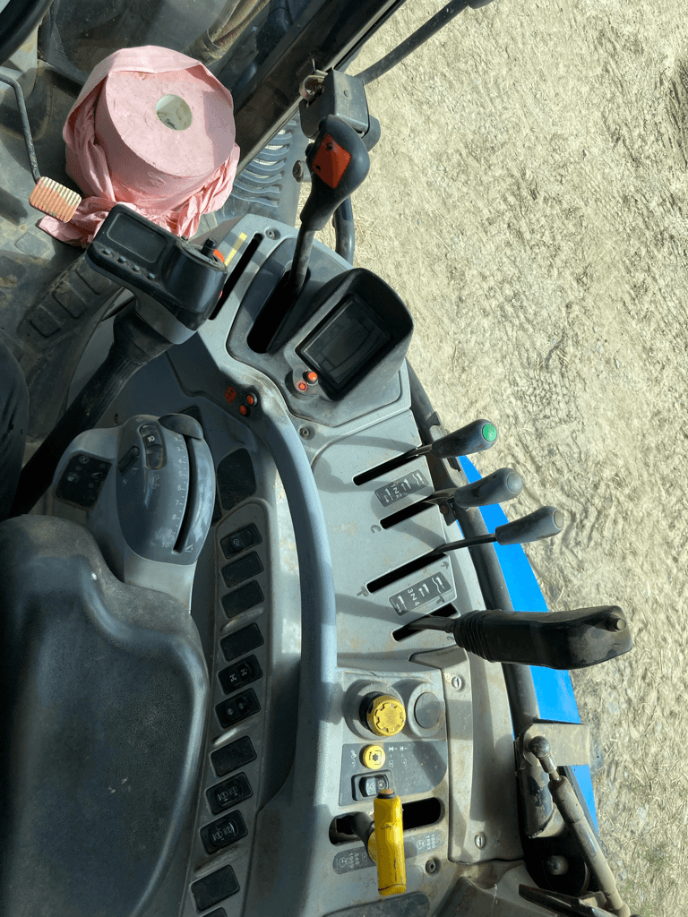 Traktor za tip New Holland T6.165 ELECTRO COMMAND, Gebrauchtmaschine u CONDE SUR VIRE (Slika 4)