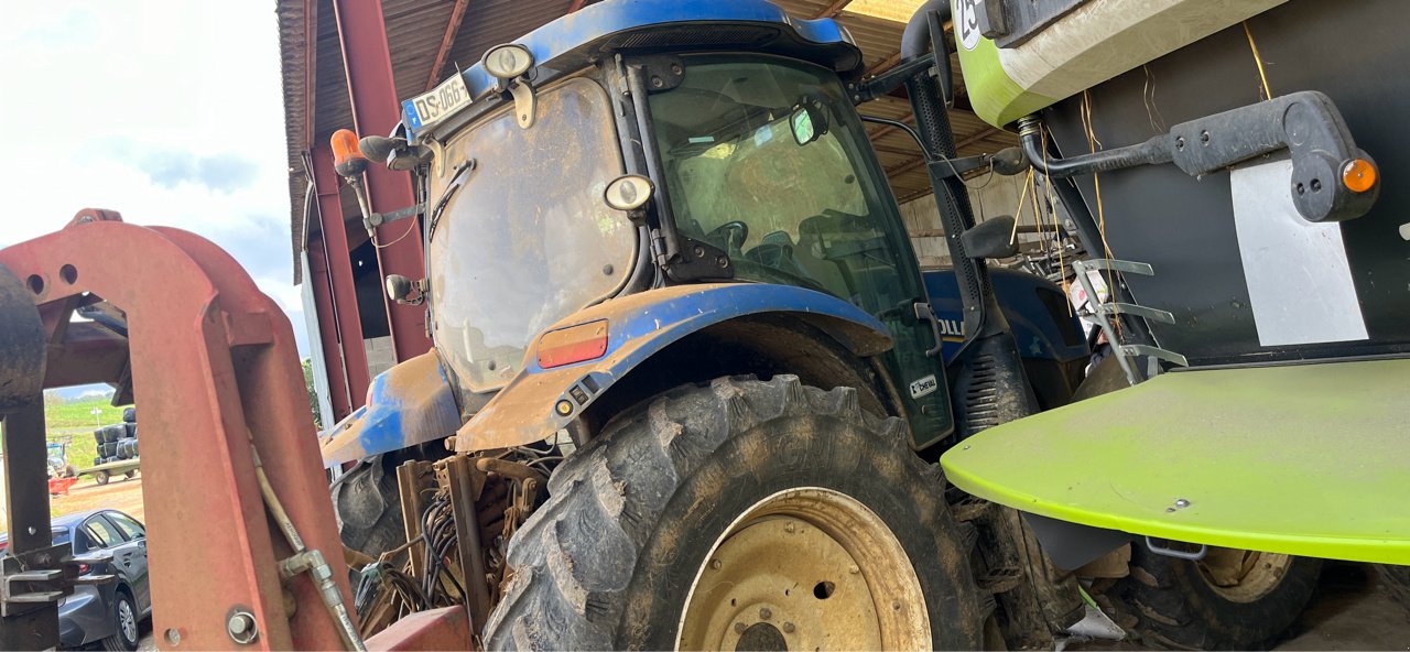 Traktor typu New Holland T6.165, Gebrauchtmaschine w Roches-sur-Marne (Zdjęcie 7)