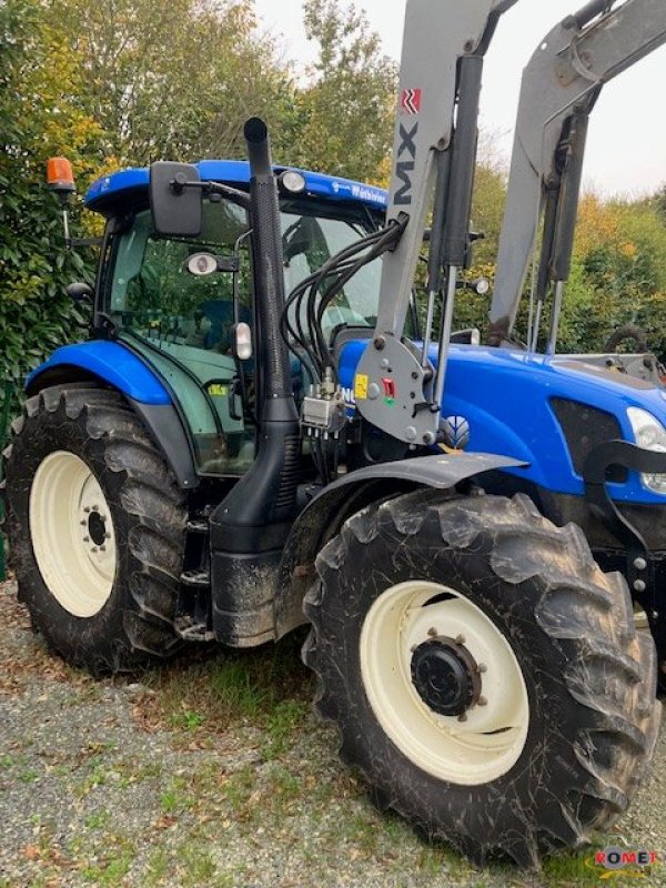 Traktor от тип New Holland T6.165, Gebrauchtmaschine в Gennes sur glaize (Снимка 2)