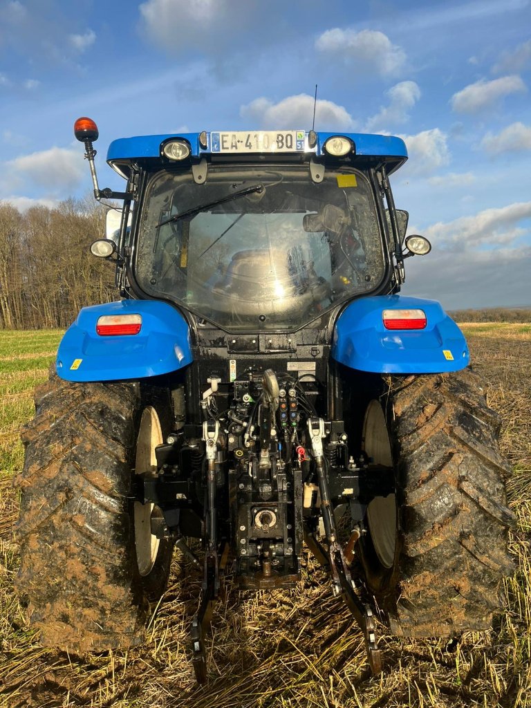 Traktor van het type New Holland T6.175 EC + U512 NEUF, Gebrauchtmaschine in VERT TOULON (Foto 5)