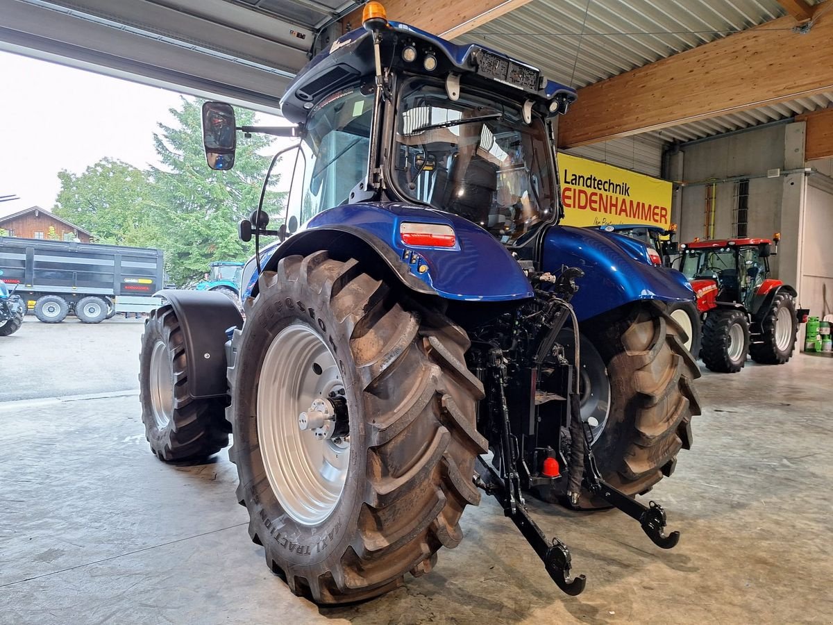 Traktor van het type New Holland T6.175, Gebrauchtmaschine in Burgkirchen (Foto 4)