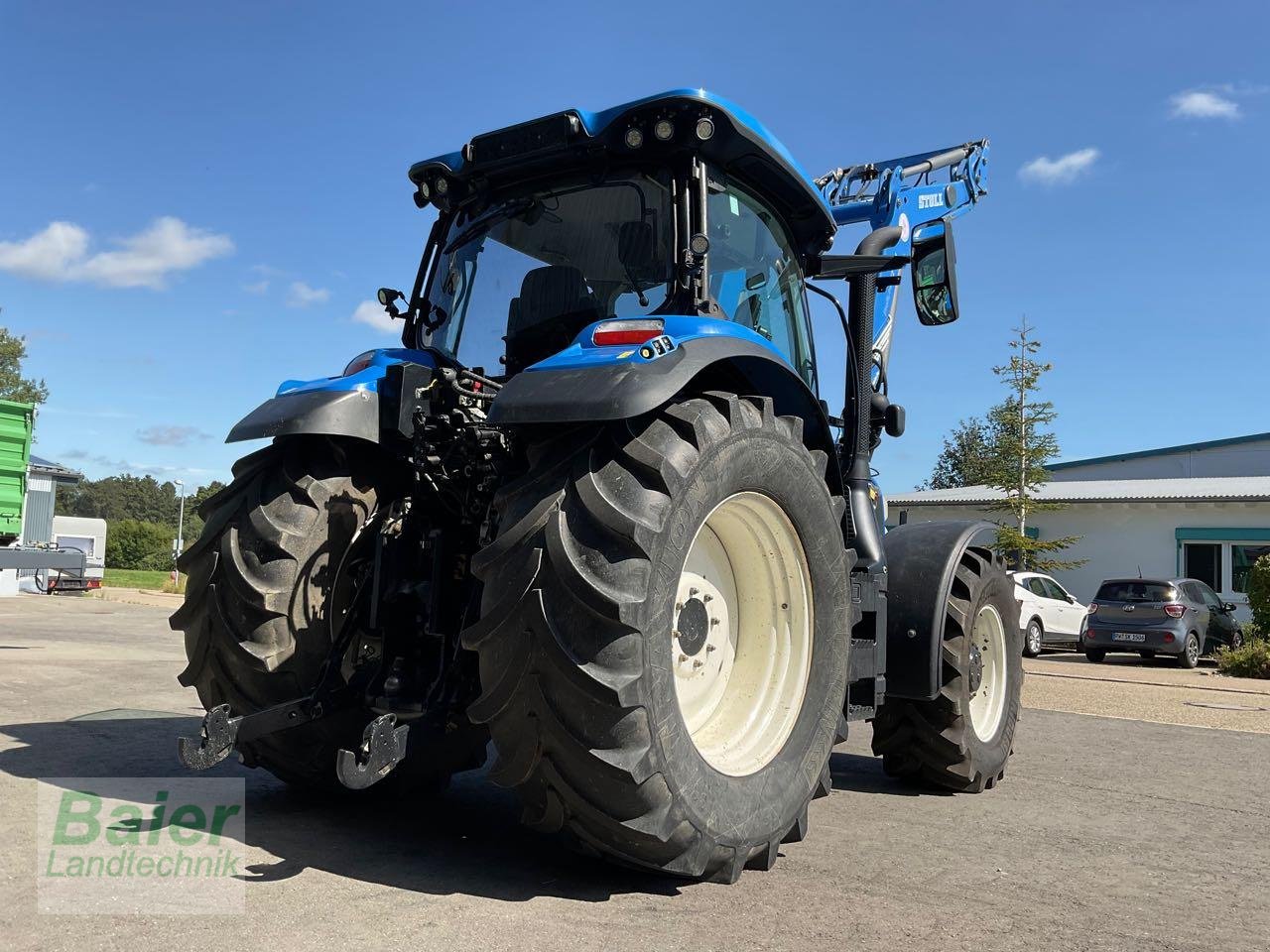 Traktor of the type New Holland T6.175, Gebrauchtmaschine in OBERNDORF-HOCHMOESSINGEN (Picture 3)