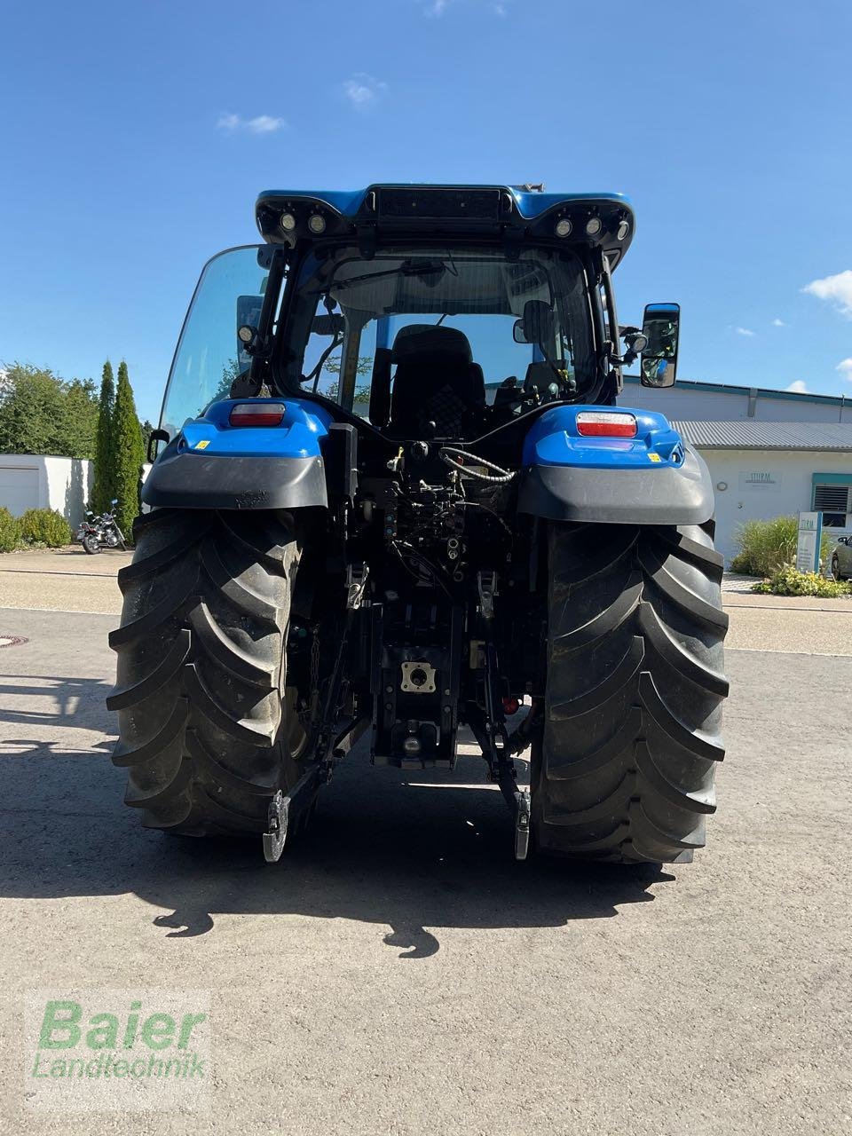 Traktor van het type New Holland T6.175, Gebrauchtmaschine in OBERNDORF-HOCHMOESSINGEN (Foto 5)