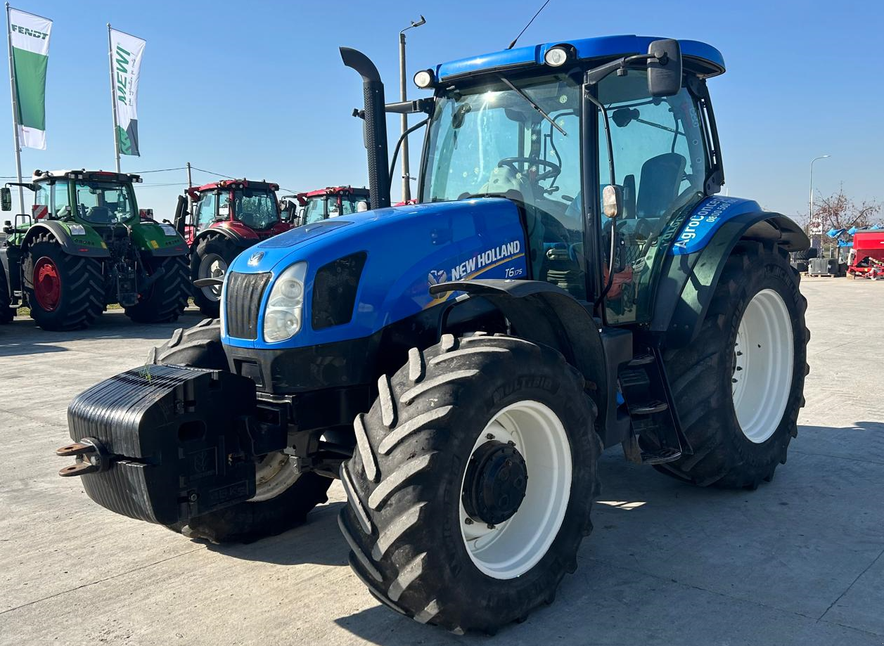 Traktor tip New Holland T6.175, Gebrauchtmaschine in Orţişoara (Poză 2)