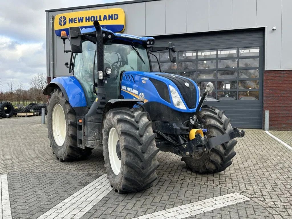 Traktor от тип New Holland T6.180 AC Autocommand, Gebrauchtmaschine в BENNEKOM (Снимка 2)