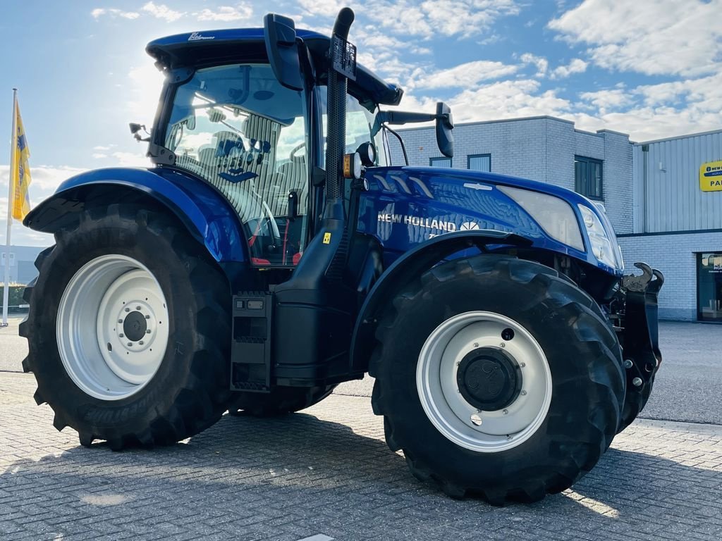 Traktor του τύπου New Holland T6.180 AC Blue Power, Gebrauchtmaschine σε BOEKEL (Φωτογραφία 2)