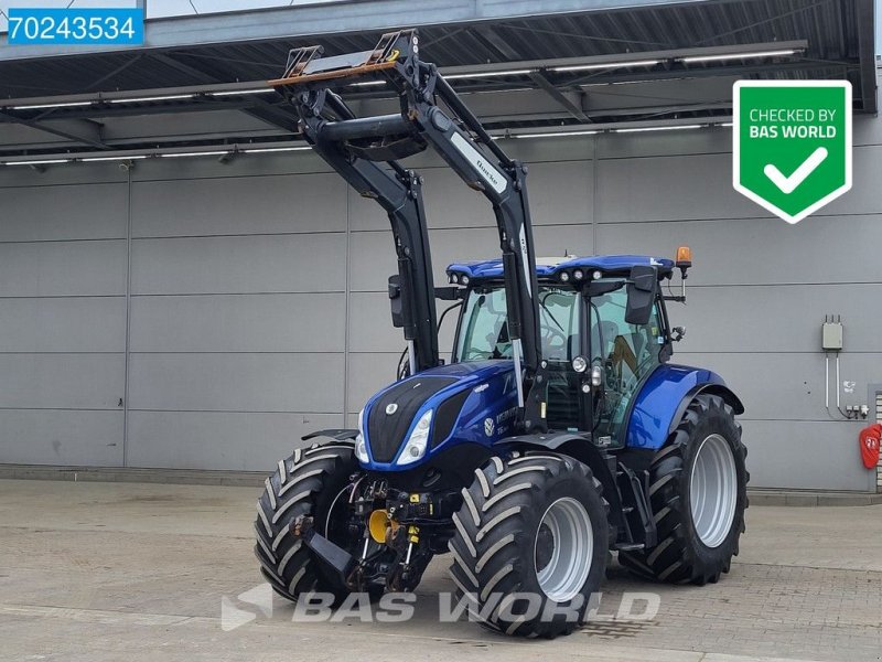 Traktor of the type New Holland T6.180 AC T6.180 4X4 FRONT HITCH + PTO - FRONTLOADER, Gebrauchtmaschine in Veghel (Picture 1)