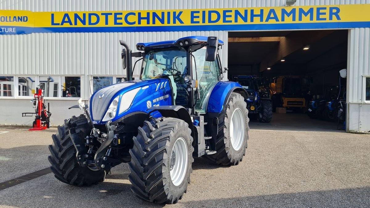 Traktor del tipo New Holland T6.180 Auto Command SideWinder II (Stage V), Gebrauchtmaschine en Burgkirchen (Imagen 1)