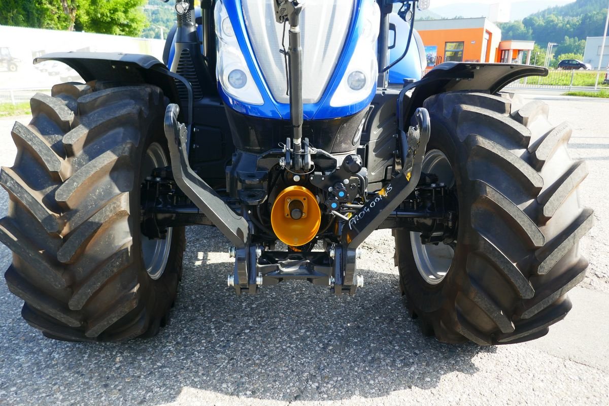 Traktor of the type New Holland T6.180 Auto Command SideWinder II (Stage V), Gebrauchtmaschine in Villach (Picture 11)