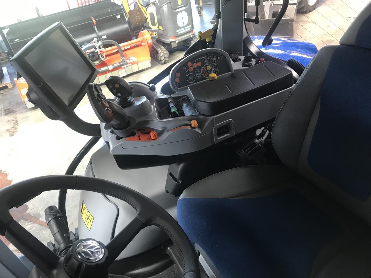 Traktor del tipo New Holland T6.180 DC Stage V, Gebrauchtmaschine en Herning (Imagen 6)