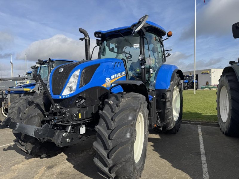 Traktor des Typs New Holland T6.180 EC, Gebrauchtmaschine in Hadsten (Bild 1)