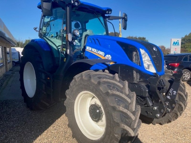 Traktor des Typs New Holland T6.180 Electro Command Frontlift, Gebrauchtmaschine in Skærbæk (Bild 3)